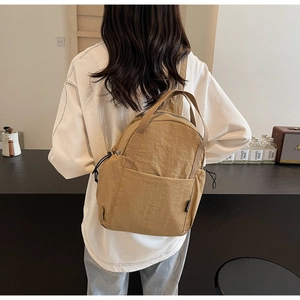Sac à dos femme kaki minimaliste à grande capacité avec doubles poignées pour sorties