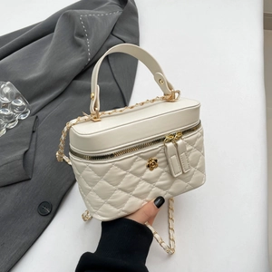 Chic beige quilted leather handbag with gold flower clasp and chain strap for women