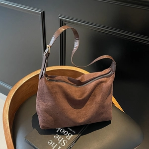 Borsa Tote in Camoscio Vintage Grande Capacità Borsa a Tracolla Hobo per Donna Minimalista Urbana Pendolare Quotidiana Sottobraccio