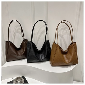 Minimalist Women Large Capacity Tote Bag Synthetic Leather Solid Color Commuter Shoulder Bag Elegant Fashion Handbag