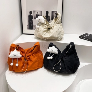 Minimalist Composite Fabric Crossbody Bag For Women Large Capacity Pleated Drawstring Shoulder Bag With Cloud Pendant Casual Tote