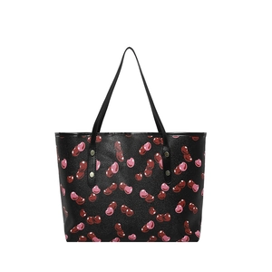 Fashionable black tote bag with pink heart pattern and large capacity for daily commuting