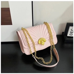 Fashion Women Quilted Shoulder Bag Shell Shape Metal Lock PU Leather Chain Crossbody Bag Small Square Bag Handbag Daily Clutch