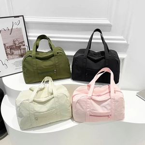 Lightweight Nylon Large Capacity Shoulder Bag Minimalist Style Tote Bag For Women Travel Gym Workout Waterproof Zip Handbag