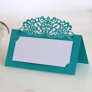 Marque-places Ajourés à Motifs Floraux Européens Découpe Laser en Papier Nacré Cartes de Nom de Table pour Mariage Banquet