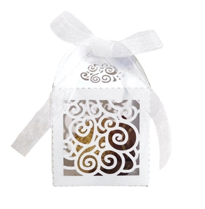 Boîtes à Bonbons Cœur Évidées Découpe Laser Style Européen En Papier Perlé Avec Ruban Pour Décoration De Mariage Fête