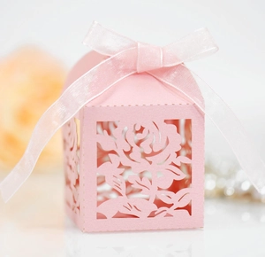Boîte à Bonbons Fleur de Rose Découpée au Laser Avec Ruban de Satin Boîte Cadeau en Papier Perlé pour Mariage Fête