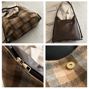 Vues détaillées du sac à carreaux marron montrant les zips en métal et le fermoir aimanté