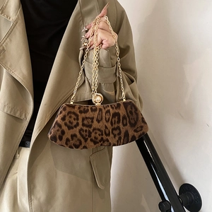 Pochette de Soirée Vintage Imprimé Léopard Avec Fermoir en Künstliche Perle Chaîne Dorée Sac Bandoulière en Suédine pour Mariage