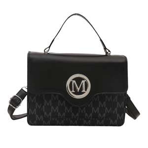 Zwarte crossbodytas met vintage monogrampatroon en zilveren metalen M-logo