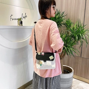 Sac bandoulière en toile style japonais avec badges mignons et sangle réglable en noir