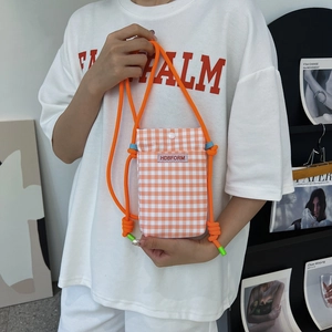 Sac pour Téléphone Portable Bandoulière à Carreaux Femme Nylon Gingham Mini Pochette Épaule Casual Carré Vertical Sangle Corde