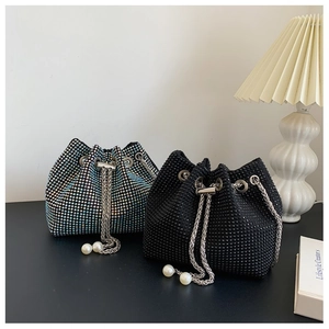 Women Luxury Shiny Rhinestone Bucket Bag Artificial Pearl Drawstring Single Shoulder Messenger Bag Chain Commuter Small Banquet Handbag