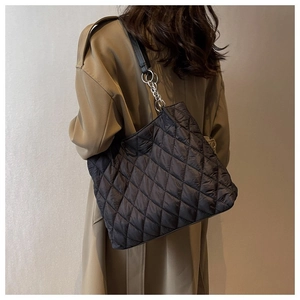 Urban Simple Woolen Quilted Tote Bag Diamond Pattern Chain Shoulder Bag Large Capacity Solid Color Fashion Handbag For Women