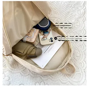 Detail der Rucksack-Innenseite mit 15-Zoll-Laptopfach und organisierter Aufbewahrung