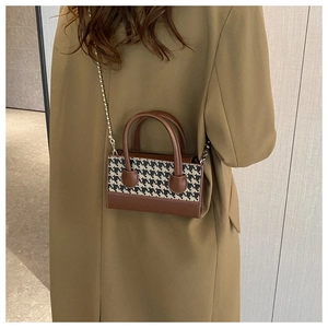 Chic houndstooth and brown leather crossbody bag with chain strap for women