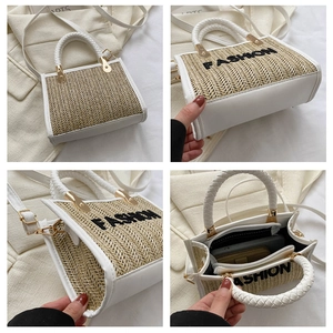 Vue détaillée du sac en paille tressée avec bordure en cuir blanc et broderie fashion