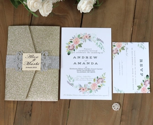 Set d'invitations de mariage à paillettes champagne doré avec carte florale et ruban argent