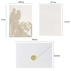 Detaillierte Hochzeitseinladungskarte mit Glitzereffekt und Größenangaben