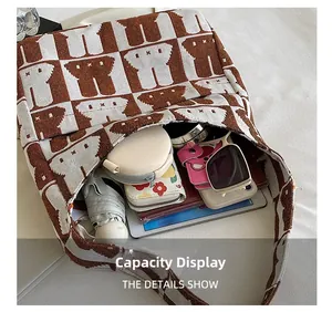 Knitted crossbody bag featuring a large capacity interior for daily essentials storage
