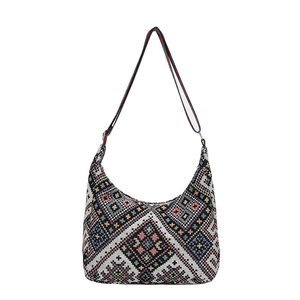 Ethnic boho τσάντα hobo με πολύχρωμο γεωμετρικό σχέδιο και φαρδύ υφαντό λουράκι