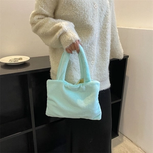 Mint green plush tote bag with large capacity made of soft faux fur for women fashion