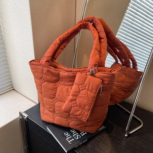 Women Oxford Cloth Quilted Puffy Tote Bag Large Capacity Minimalist Korean Style Underarm Shoulder Bag With Pendant Pouch