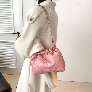 Pink quilted chain crossbody bucket bag for women with embroidery and metal logo