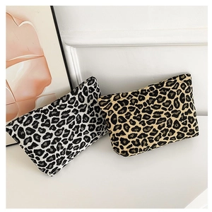 Trendy Leopard Print Small Clutch Bag For Women Fashionable Fabric Square Handbag Daily Makeup Storage Bag Zip Purse