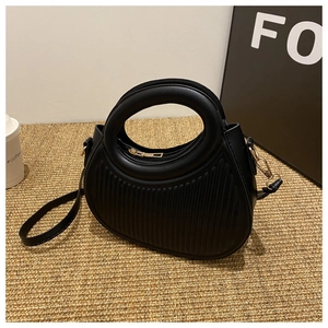 Elegante schwarze Handtasche mit Plissee-Struktur und rundem Griff für Damen