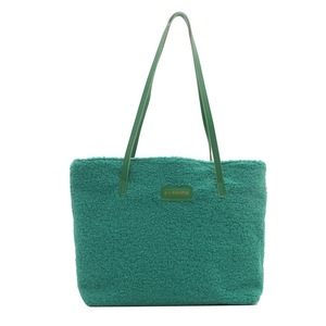 Grand sac cabas vert en peluche avec anses en cuir pour l'hiver élégant