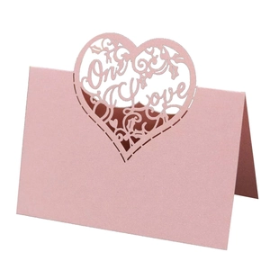 Laser Cut Heart Shape One Love Place Cards Pearlescent Paper Hollow Table Name Cards For Wedding Banquet Party Decoration