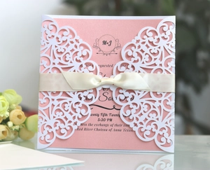 Elegant Laser Cut Wedding Invitation Cards Artificial Pearl Paper Hollow Floral Design With Ribbon Bowknot For Marriage Party Ceremony Invitations Set