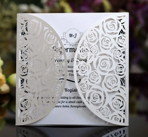 European Laser Cut Rose Floral Wedding Invitation Card Pearlescent Paper Hollow Greeting Card With Ribbon For Wedding Party Valentine Day