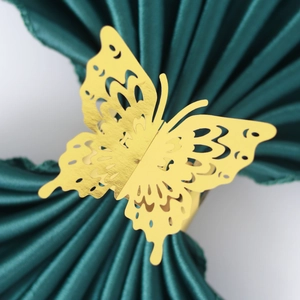 Portatovaglioli a Farfalla Traforati in Carta Perla Artificialta Intaglio Laser Elegante Decorazione da Tavola Per Banchetti Nuziali E Feste
