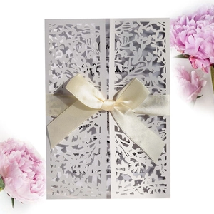 Elegant Laser Cut Wedding Invitation Card Artificial Pearl Paper Hollow Floral Greeting Card With Ribbon Bow For Anniversary Graduation Banquet Party