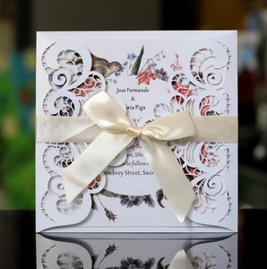 Laser Cut Wedding Invitations Set Hollow Floral Lace Cards With Ribbon Bow Pearlescent Paper For Engagement Party Greeting Cards