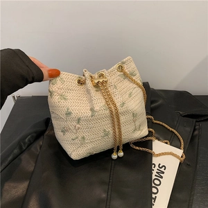 Women's Straw Woven Bucket Bag With Floral Embroidery Artificial Pearl Drawstring Gold Metal Chain Shoulder Crossbody Bag For Summer