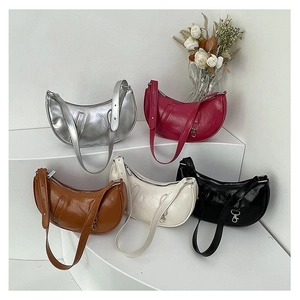 Women Patent Leather Crescent Underarm Bag Urban Minimalist PU Shoulder Crossbody Bag With Metal Buckle Daily Fashion Satchel