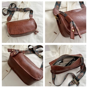 Détails du grand sac bandoulière marron avec sangle ethnique et intérieur spacieux