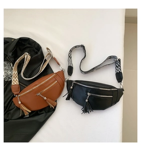 Détails de sacs banane en cuir PU avec glands et larges bandoulières à motifs