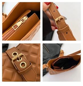 Vues détaillées du sac bandoulière matelassé marron avec finitions dorées chic