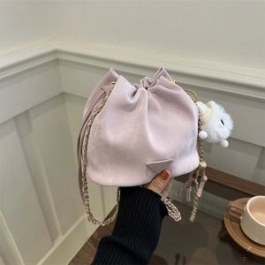 Women Retro Bucket Bag 2024 New Fashion PU Leather Chain Shoulder Bag Drawstring Crossbody Bag With Triangle Logo Decor