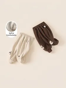 Pantalon d'hiver en velours côtelé doublé polaire avec broderie lapin pour filles