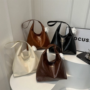 Women Minimalist PU Leather Tote Bag Large Capacity Shoulder Bag Trendy Commuter Hobo Handbag Fashion Underarm Bag 2024 Spring