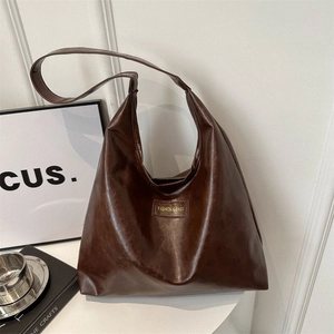Minimalist large capacity coffee hobo shoulder bag in vintage glossy faux leather