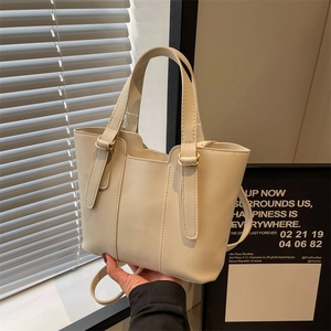 Borsa tote moderna in pelle PU beige crema con doppi manici e tracolla rimovibile
