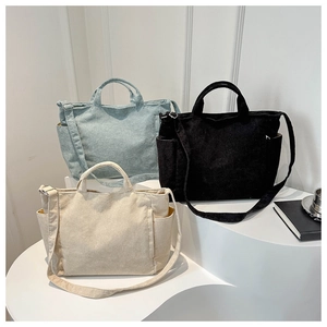 Sacs cabas en velours côtelé beige, noir et bleu sarcelle avec bandoulières réglables