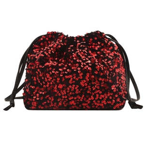 Sac seau élégant à paillettes rouges avec cordon de serrage pour soirées et fêtes