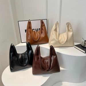Women Retro PU Leather Shoulder Bag Large Capacity Hobo Tote Bag For Daily Commute Office Casual Minimalist Fashion Handbag